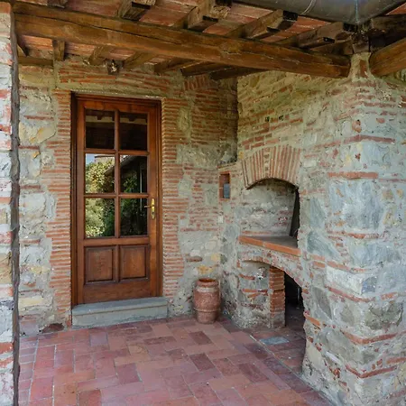 Borghetto Gaddini 아파트